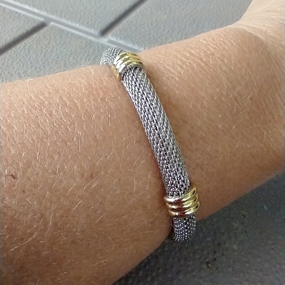 Women's mesh magnetic chain bracelet. - Picture 1 of 3